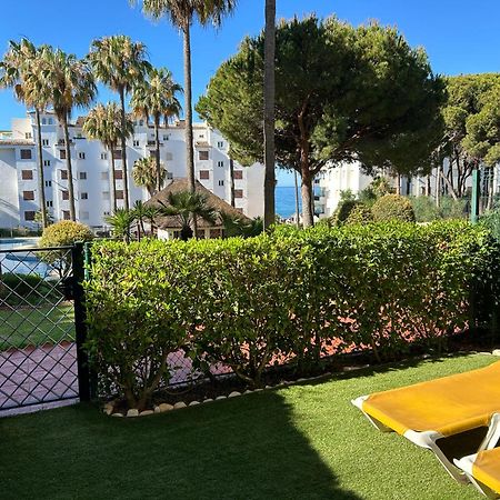 Mi Capricho, Beachfront, Grownfloor, Private Garden & Terrace Sitio de Calahonda Exterior photo