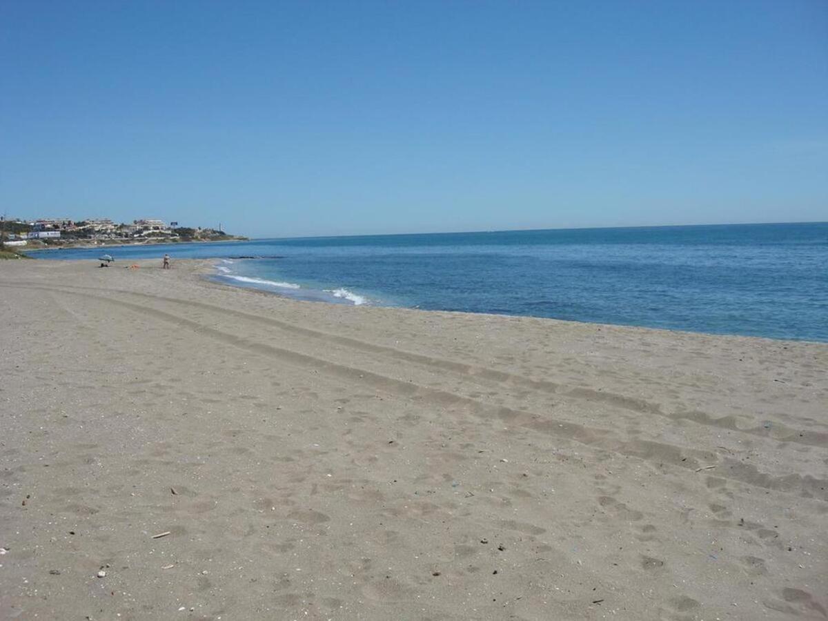 Mi Capricho, Beachfront, Grownfloor, Private Garden & Terrace Apartment Sitio de Calahonda Exterior photo