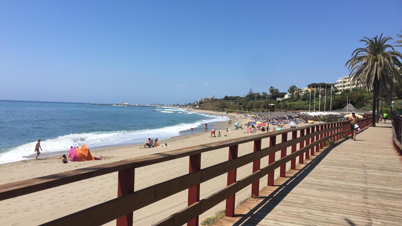 Mi Capricho, Beachfront, Grownfloor, Private Garden & Terrace Apartment Sitio de Calahonda Exterior photo